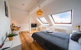 Ruhiges Apartment Klimaanlage I Smart TV I Küche I WLAN I Netflix